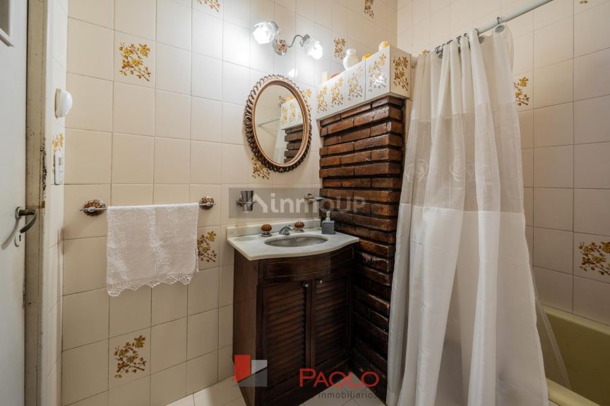 Casa en Venta en Moron, G.B.A. Zona Oeste