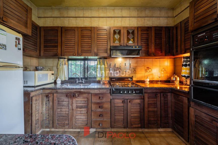 Casa en Venta en Moron, G.B.A. Zona Oeste