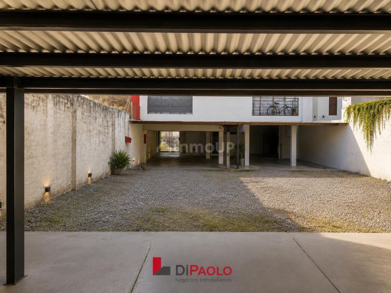Cochera en Venta en Tres de Febrero, G.B.A. Zona Oeste
