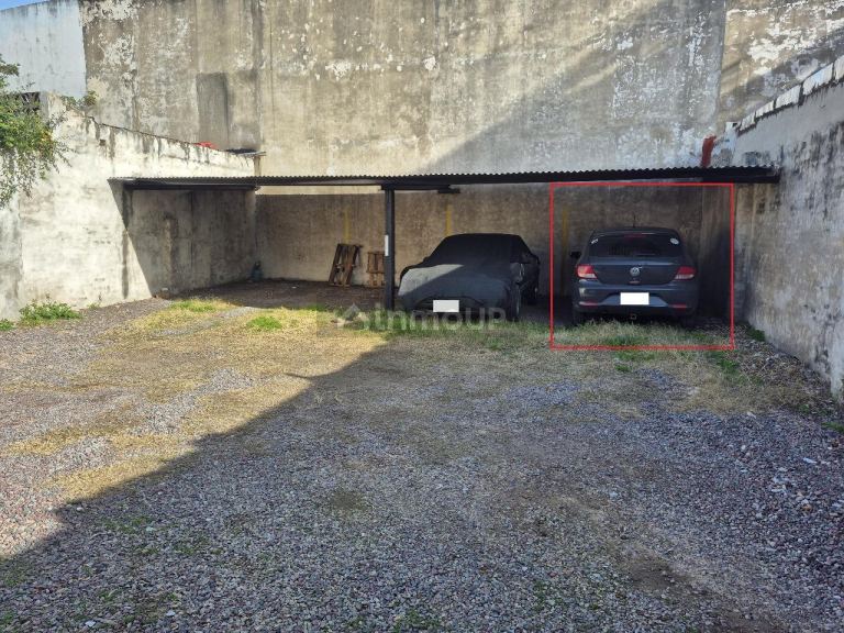 Cochera en Venta en Tres de Febrero, G.B.A. Zona Oeste