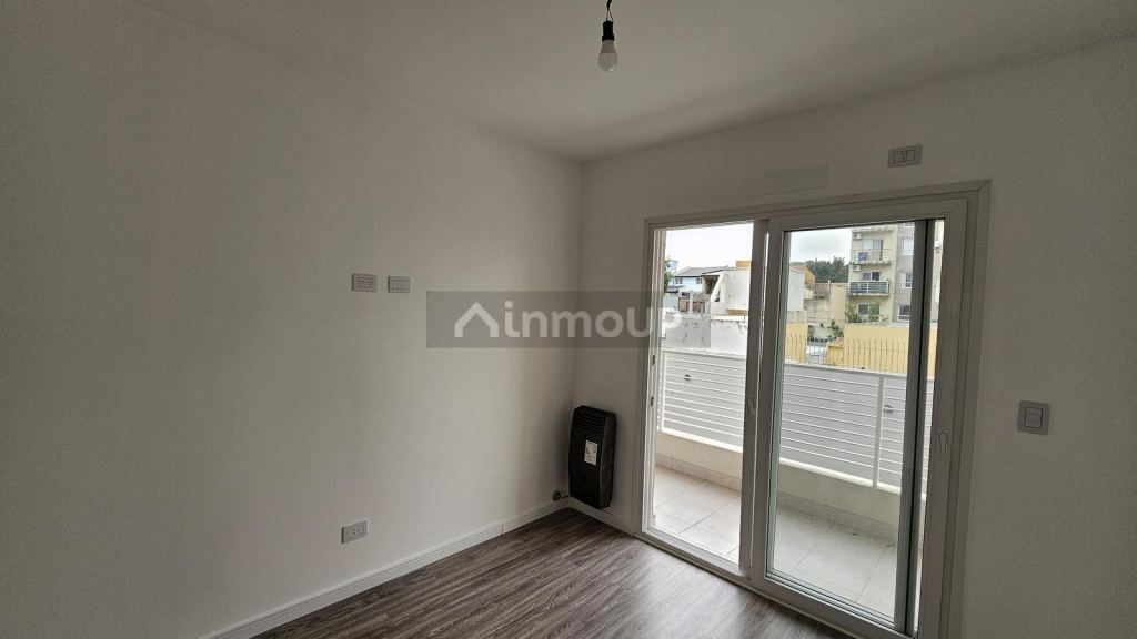 Departamento en Alquiler en Tres de Febrero, G.B.A. Zona Oeste