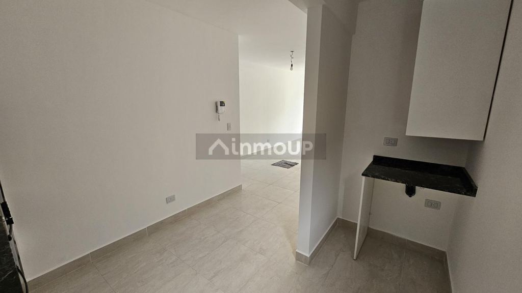 Departamento en Alquiler en Tres de Febrero, G.B.A. Zona Oeste