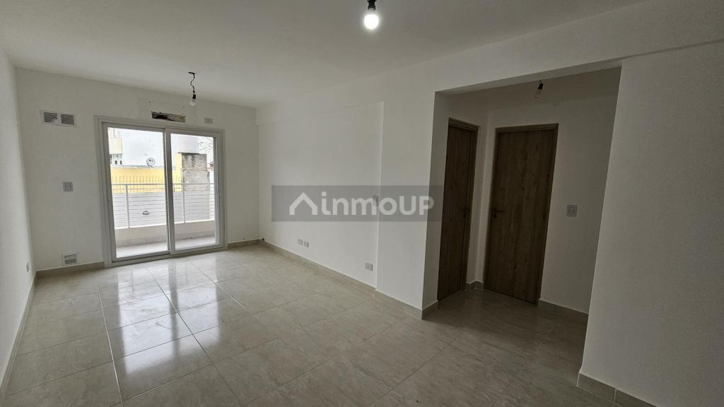 Departamento en Alquiler en Tres de Febrero, G.B.A. Zona Oeste