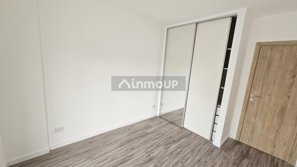 Departamento en Alquiler en Tres de Febrero, G.B.A. Zona Oeste