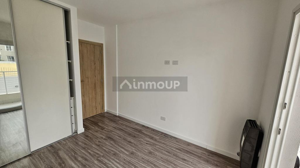 Departamento en Alquiler en Tres de Febrero, G.B.A. Zona Oeste