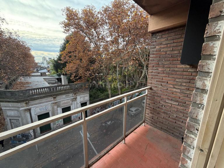 Departamento en Alquiler en General San Martin, G.B.A. Zona Norte