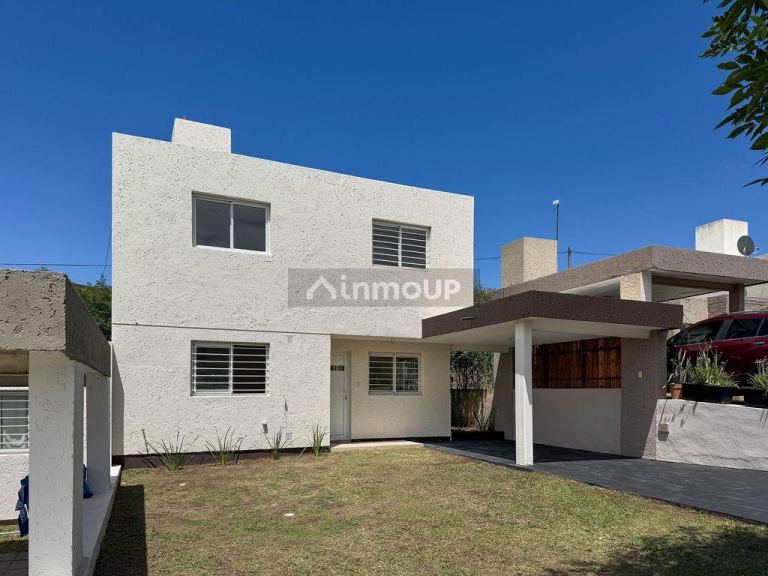 Casa en Venta en Colon, Cordoba