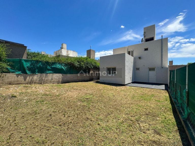 Casa en Venta en Colon, Cordoba