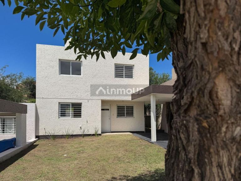 Casa en Venta en Colon, Cordoba