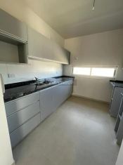 Capital Housing del Boulevard, Docta