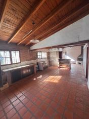 Colon Casa en Venta, sobre avenida Tissera, El Talar