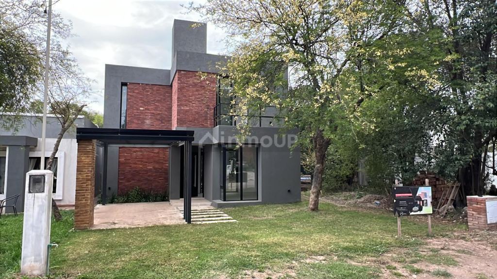 Casa en Venta en Colon, Cordoba