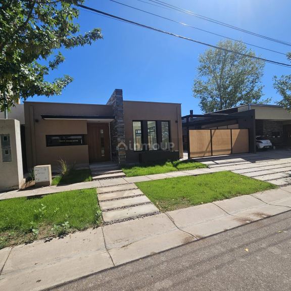Casa en Venta en Lujan de Cuyo, Mendoza