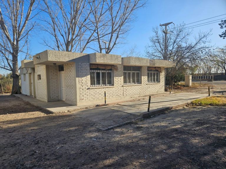 Bodega con Viñedo en Venta en Santa Rosa, Mendoza
