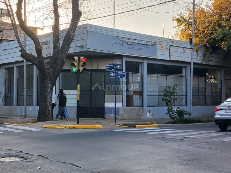 Local Comercial en Alquiler en Capital, Mendoza