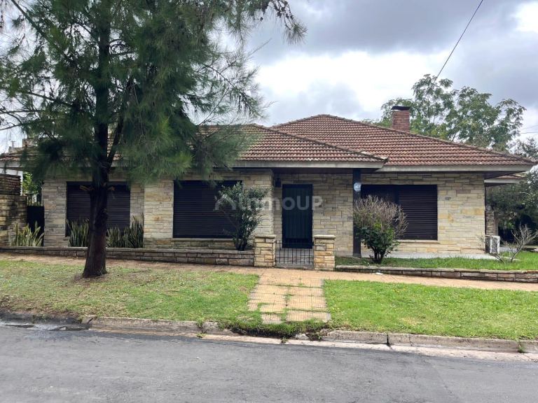 Casa en Venta en Malvinas Argentinas, G.B.A. Zona Norte