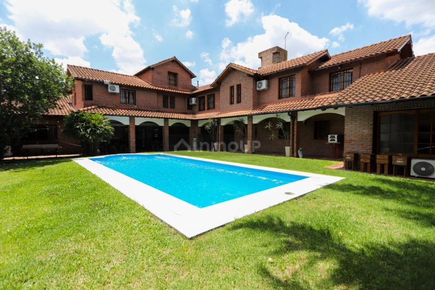 Casa en Venta en Moron, G.B.A. Zona Oeste