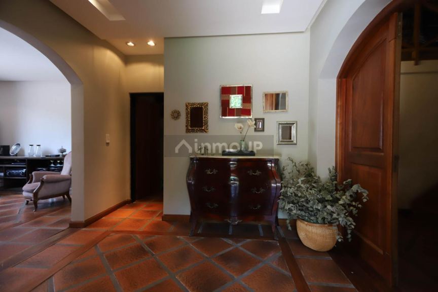 Casa en Venta en Moron, G.B.A. Zona Oeste