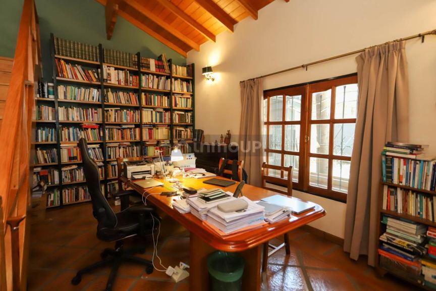 Casa en Venta en Moron, G.B.A. Zona Oeste