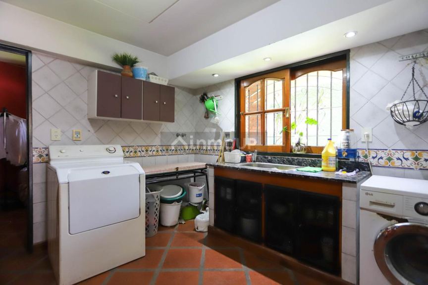 Casa en Venta en Moron, G.B.A. Zona Oeste