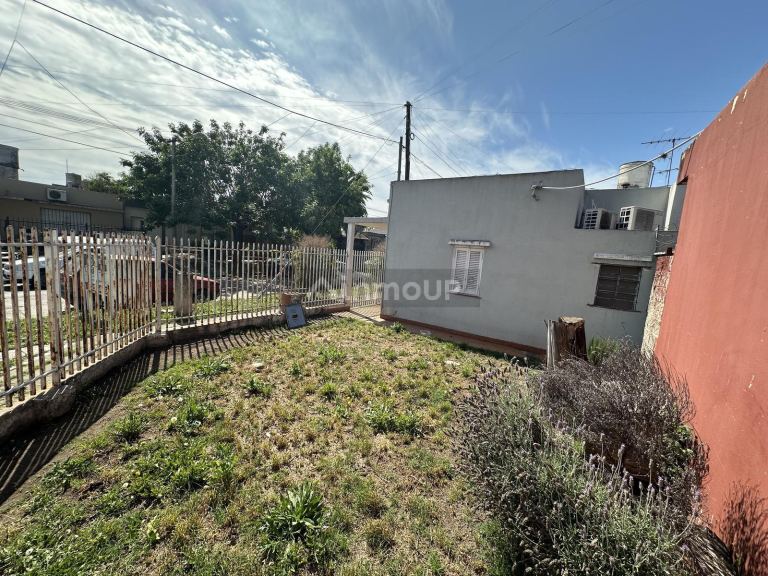 Casa en Venta en Ituzaingo, G.B.A. Zona Oeste