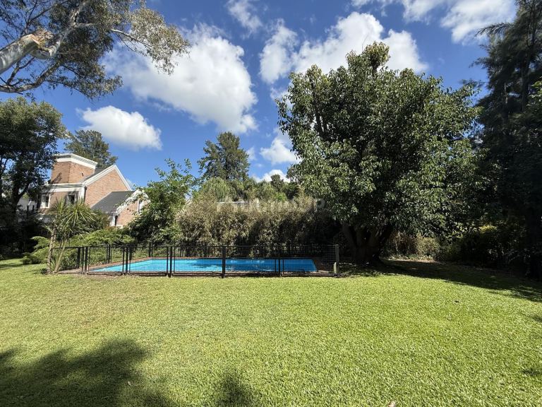 Casa en Alquiler Temporario en San Miguel, G.B.A. Zona Norte