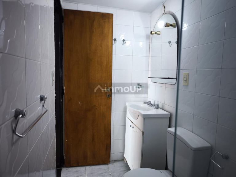 Departamento en Venta en Moron, G.B.A. Zona Oeste