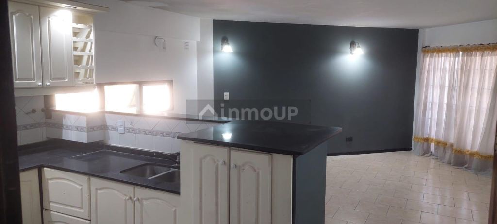 Departamento en Venta en Moron, G.B.A. Zona Oeste