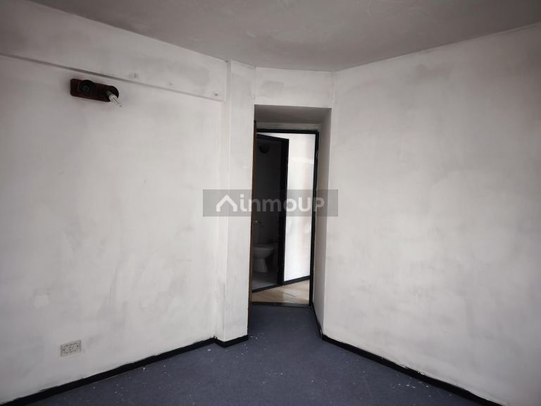 Departamento en Venta en Moron, G.B.A. Zona Oeste
