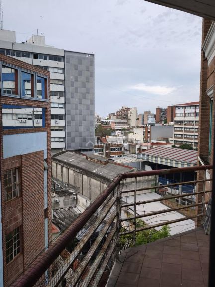 Departamento en Venta en Moron, G.B.A. Zona Oeste