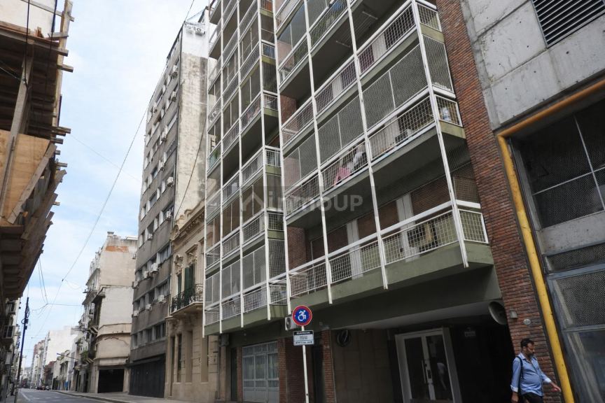Departamento en Venta en Monserrat, Capital Federal