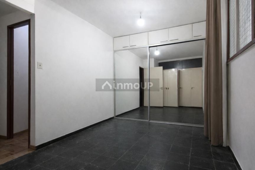 Departamento en Venta en Monserrat, Capital Federal