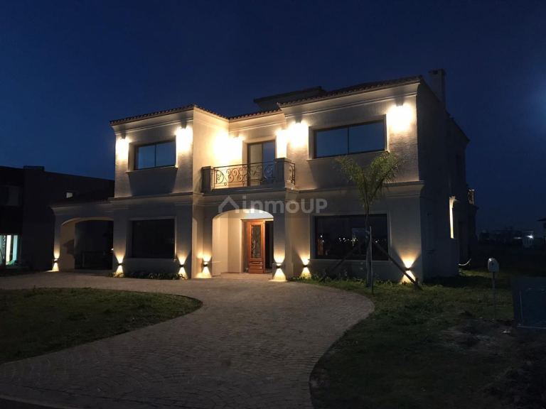 Casa en Venta en General Rodriguez, G.B.A. Zona Oeste