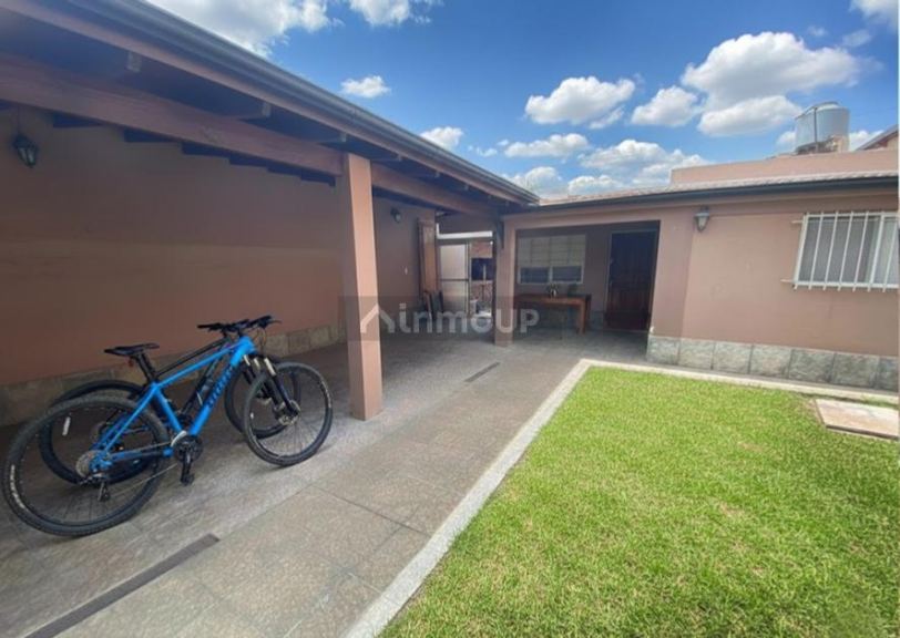 Casa en Venta en Ituzaingo, G.B.A. Zona Oeste