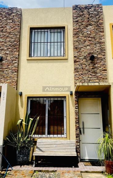 P H en Venta en Ituzaingo, G.B.A. Zona Oeste