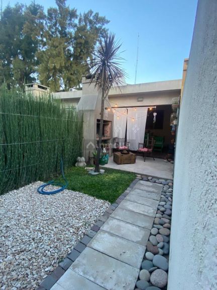 P H en Venta en Ituzaingo, G.B.A. Zona Oeste