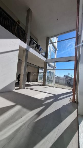 Local Comercial en Alquiler en San Miguel, G.B.A. Zona Norte