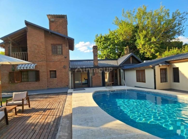 Casa en Venta en Pilar, G.B.A. Zona Norte