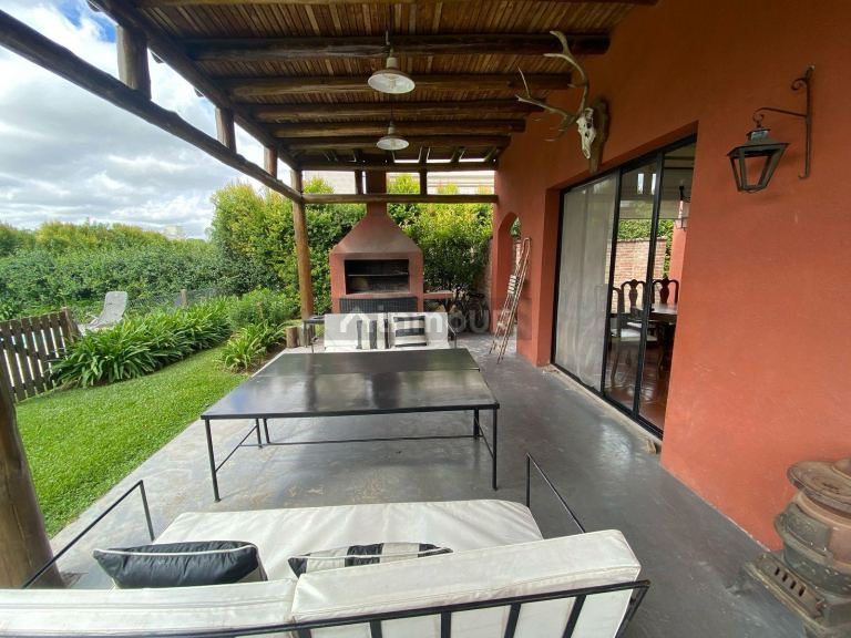 Casa en Alquiler Temporario en San Miguel, G.B.A. Zona Norte