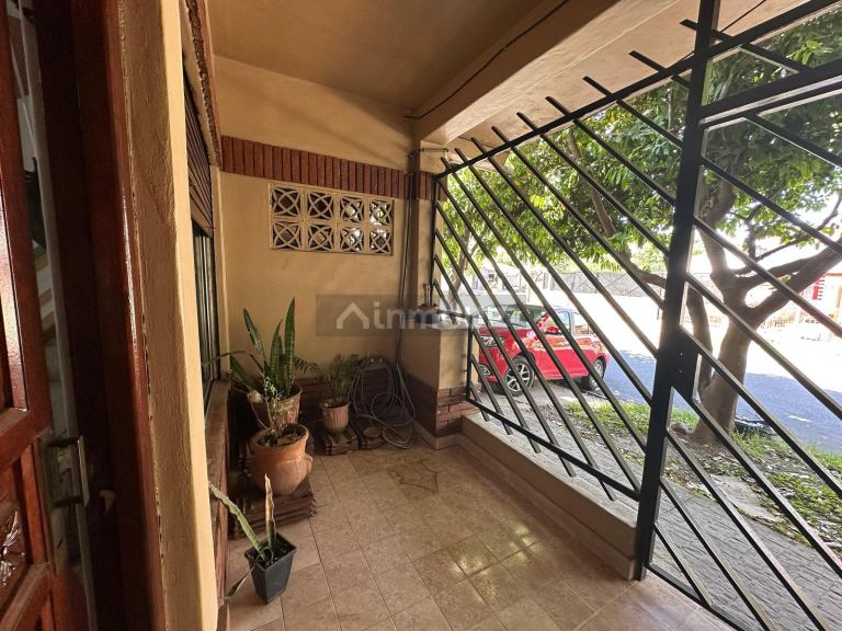 P H en Venta en Moron, G.B.A. Zona Oeste