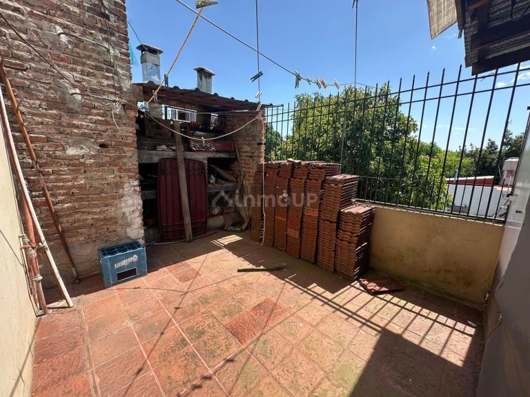 P H en Venta en Moron, G.B.A. Zona Oeste
