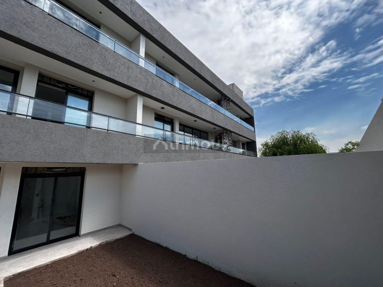 Departamento en Venta en Moron, G.B.A. Zona Oeste