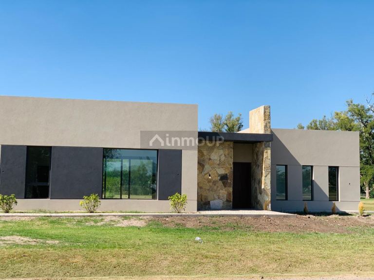 Casa en Venta en Lujan, G.B.A. Zona Oeste