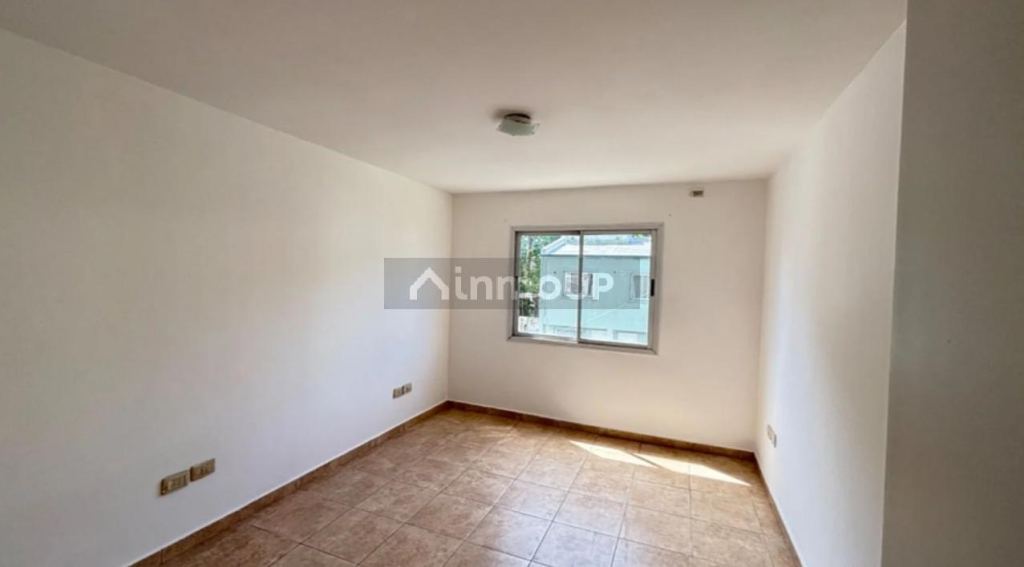 P H en Venta en Merlo, G.B.A. Zona Oeste