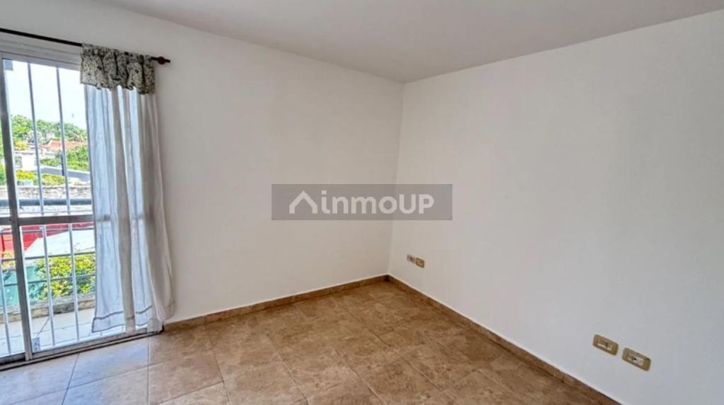 P H en Venta en Merlo, G.B.A. Zona Oeste