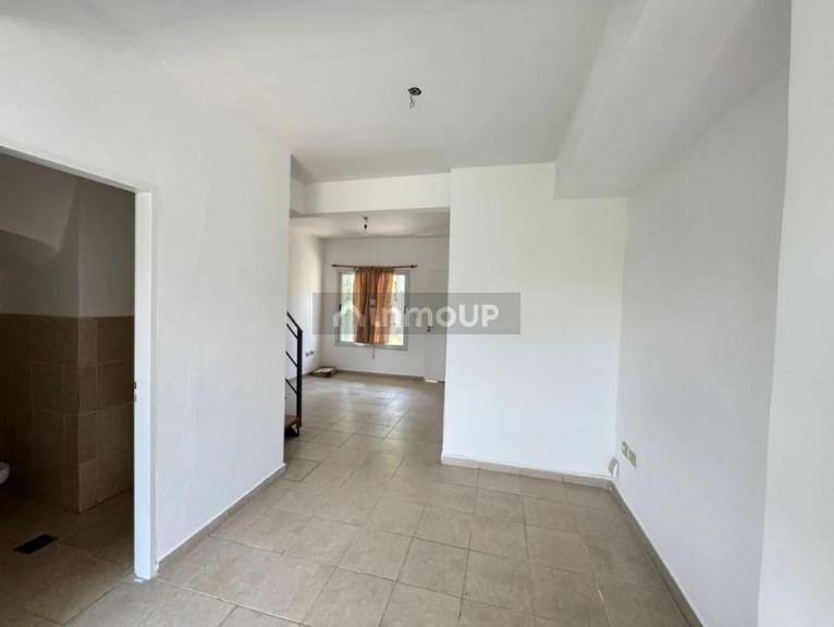 P H en Venta en Merlo, G.B.A. Zona Oeste