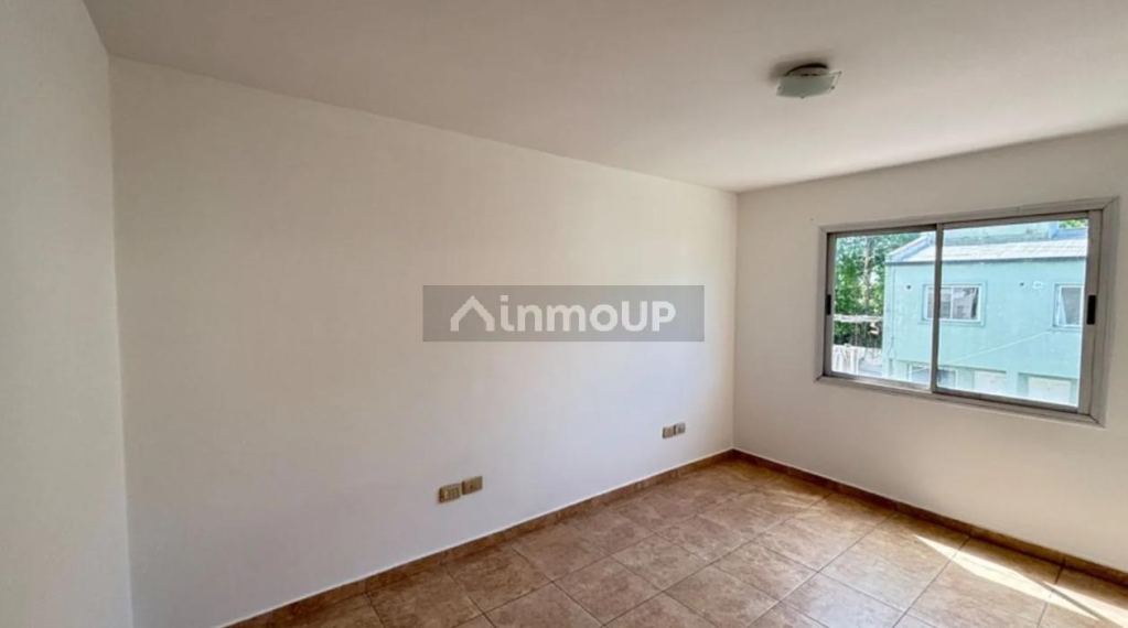 P H en Venta en Merlo, G.B.A. Zona Oeste