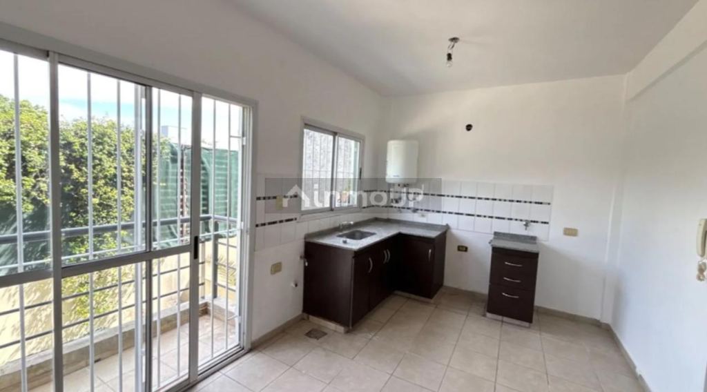 P H en Venta en Merlo, G.B.A. Zona Oeste