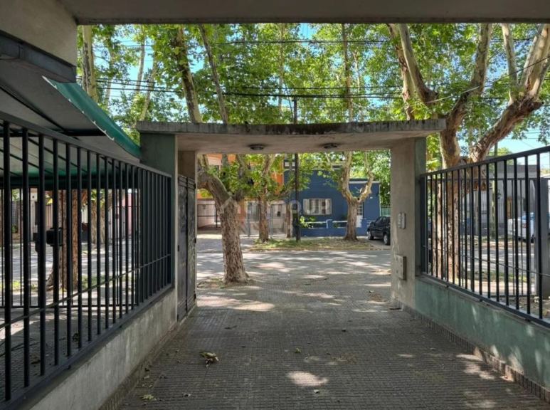 P H en Venta en Merlo, G.B.A. Zona Oeste