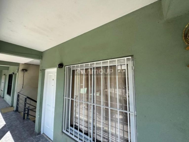 P H en Venta en Merlo, G.B.A. Zona Oeste